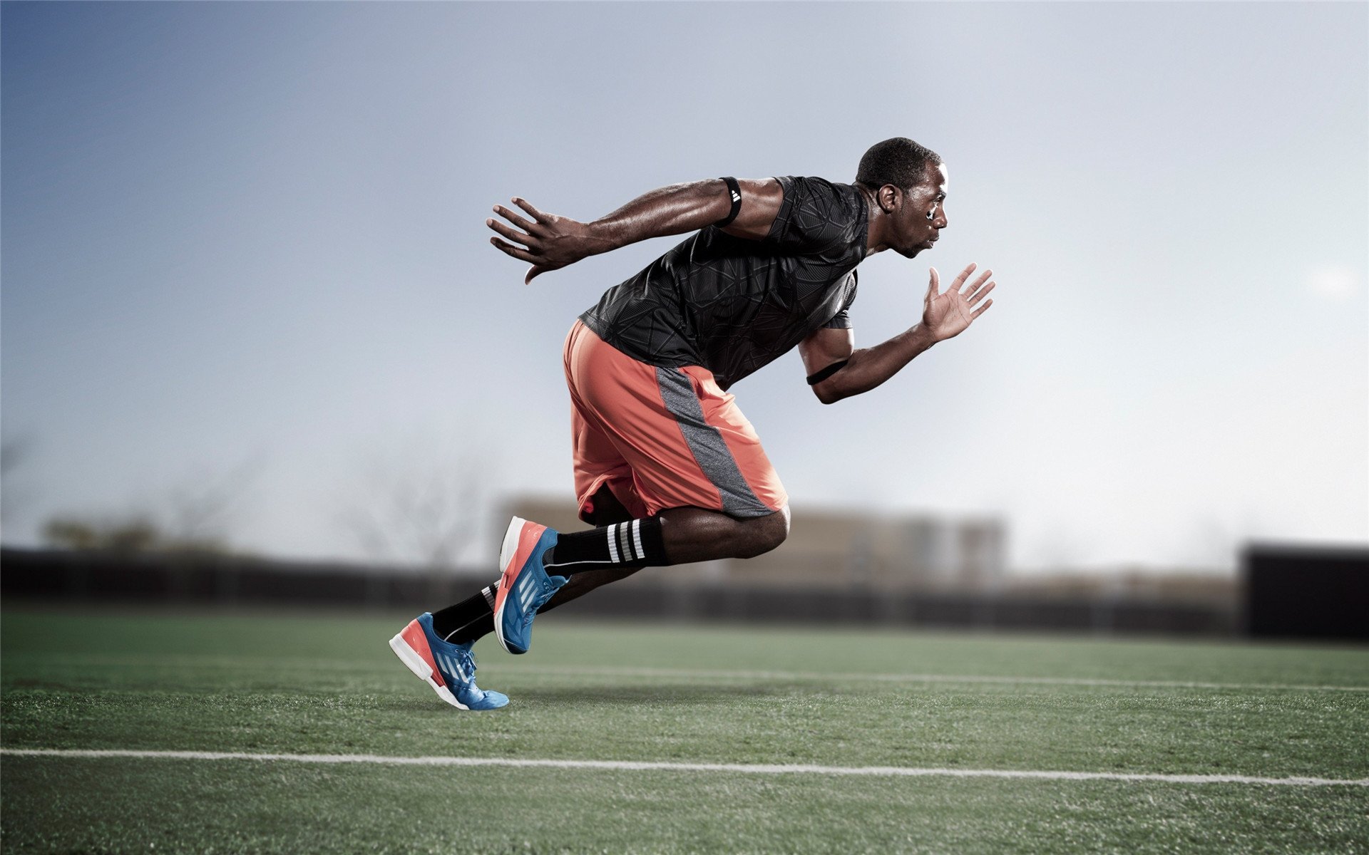 从勒沃库森到英超，节奏的艺术与亚洲后卫的崛起