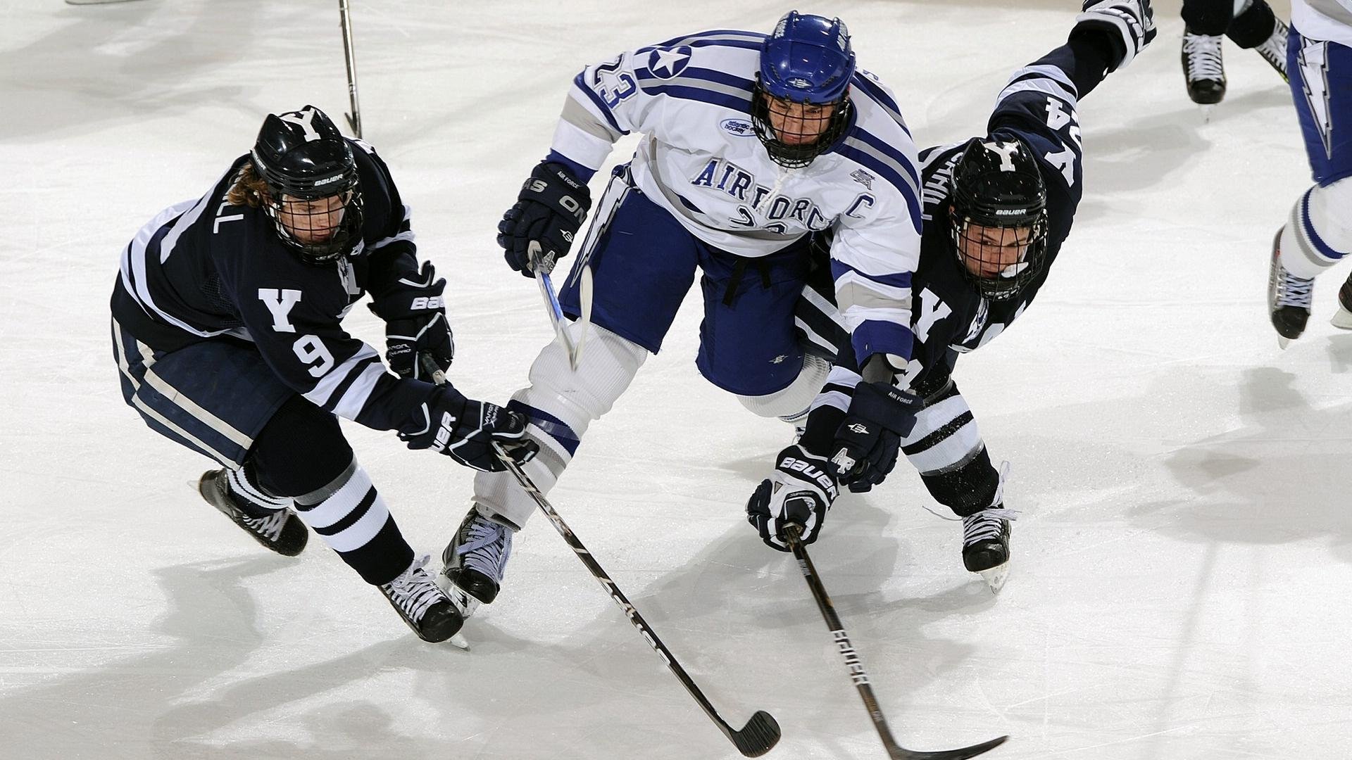 奥运周期关键战焦点战，哥伦比亚如何打穿比利亚雷亚尔？